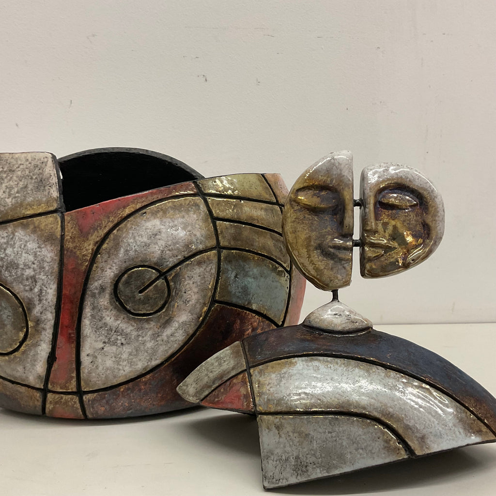 Scatola Scultura in Raku – 28 × 22 cm