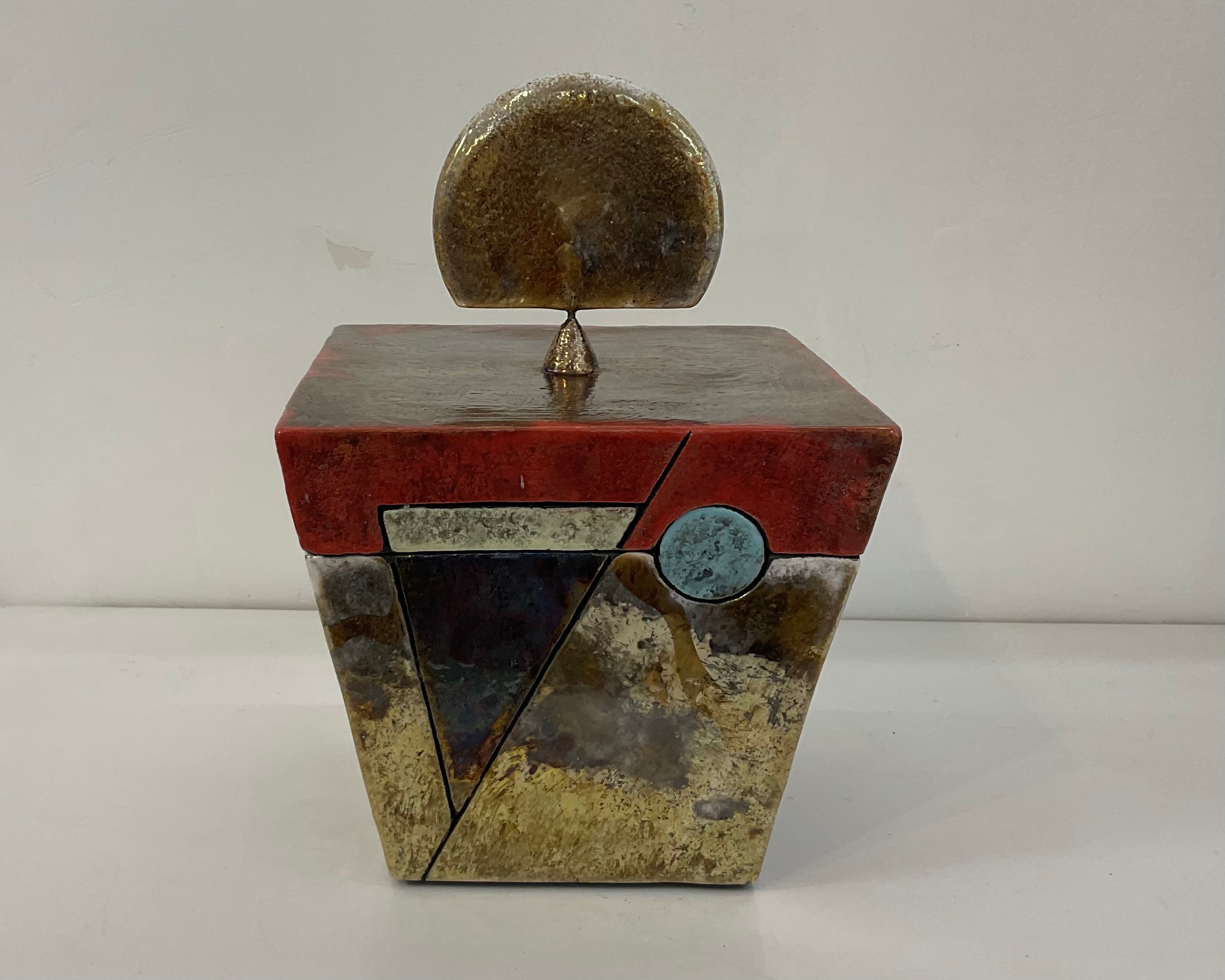Scrigno in Ceramica Raku - vista frontale